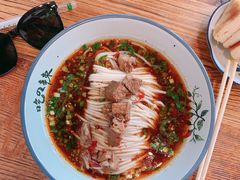 红烧牛肉米粉-常樂屋·常德米粉(青年路店)