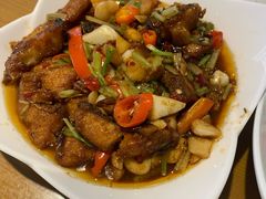-邻家小馆(银都店)