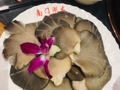 -南门四季铜锅涮肉(左家庄店)