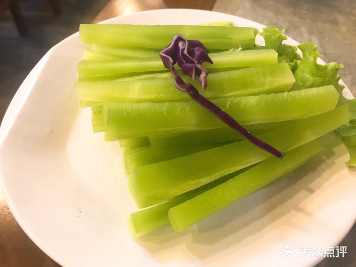 老诚一锅羊蝎子(王府井店)-莴笋图片-北京美食-大众点评网