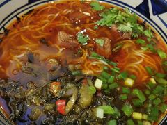 老坛酸菜牛肉米线-老九圆山西面馆(CBD店)