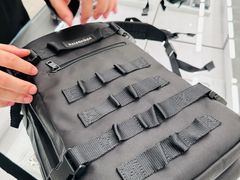 -BALENCIAGA(恒隆广场店)