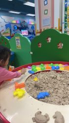 -莫莉幻想儿童乐园(郑州丹尼斯三天地店)