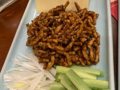 京酱肉丝-北平小馆·烤鸭·家常菜(磨房北里店)