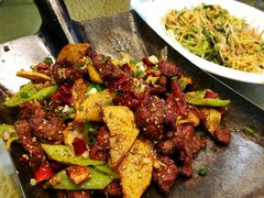 -老码头黑皮肘子锅包肉熏酱水饺(文政街店)