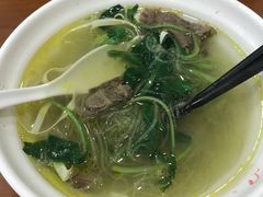 牛肉粉丝汤-小姜锅贴(凤凰街店)