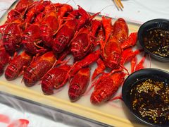 肥肥蒸虾-肥肥虾庄·金牌油焖大虾(汉街SKP店)