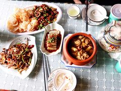 锅巴牦牛肉-小厨子私房菜·云南美食店