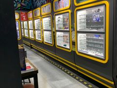 -镜客眼镜(浦江欢乐颂店)