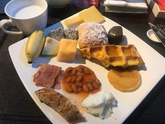 -三亚湾海居铂尔曼度假酒店