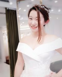 -拉瑞娜LaReine婚纱礼服高级定制