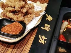 -老牌坊云南鱼豆花火锅(哈西万达店)