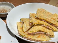 麦饼（肉加蛋）-荣家黄鱼面(南京西路店)