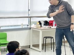-蓝话筒·少儿成人演讲口才·主持朗诵·戏剧表演(大华第一坊店)