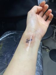 -TATTOO/手工穿孔吧/耳洞/刺青STUDIO