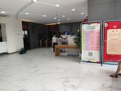 -包玉刚游泳场(黄龙恒励大厦店)