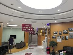 -雅悦齿科(顾村公园店)