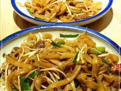传统干炒牛河-荔银肠粉(建六店)