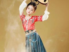 -经典婚纱摄影美学馆·私人定制