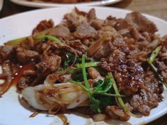 传统烤羊肉-炙热童年·老北京炙子烤肉(南锣鼓巷店)