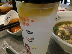 超级柠檬爽-黑白电视长沙小吃(美林M·LIVE天地东座店)