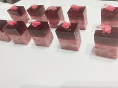 -蘇锦宴·淮扬菜烤鸭·小院(三元桥霄云路店)