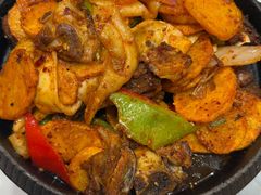 -撒拉人家.酸菜牦牛肉火锅