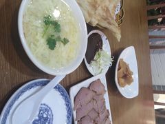 -李连贵熏肉大饼(中街盛京龙城店)