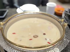 -煲宫猪肚鸡(昆山金鹰国际购物中心店)