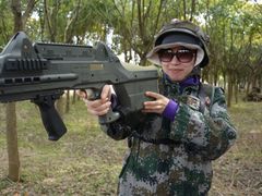 -崇明岛拓展训练真人CS镭战基地