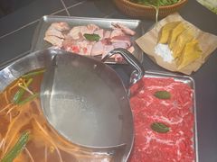 -由衷贵州酸汤牛肉火锅(新桥店)