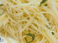 -雪湖煜辰鱼头老店(雪野湖店)