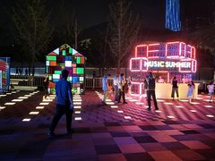 -南京眼步行桥
