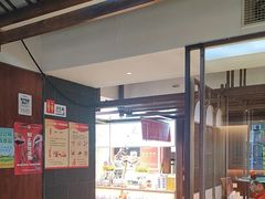 -阿瓦山寨·湘菜现炒·剁椒鱼头王(咸阳总店)