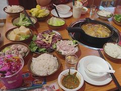 -黔三一夺夺粉酸汤火锅(百信店)