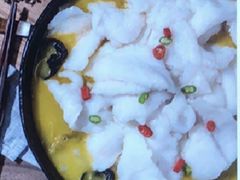 -周鱼小馆石锅酸菜鱼(活力汇店)