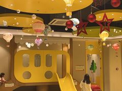 -贝思特蒙特梭利早教新区旗舰中心(苏州新区复悦城店)
