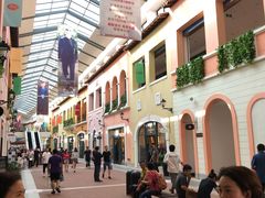 -枫叶小镇奥特莱斯