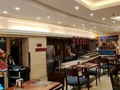 -元一希尔顿酒店·鲜切牛肉火锅禅自助餐厅