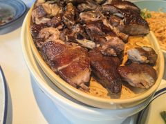 -八府香鸭·啫啫煲(华山路店)