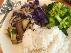 -Golden Gong Chinese Restaurant