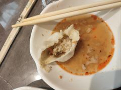 -莱莱小笼·乔艾