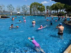 -上海滴水湖皇冠假日酒店