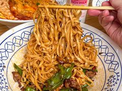 -李与白包子铺(桐梓林店)