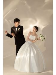 -梵汐婚纱摄影(东方之门店)