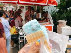 -詹爷爷乌节路街头冰淇淋