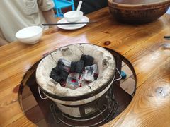 -广味炭炉鸡煲(宝业路分店)