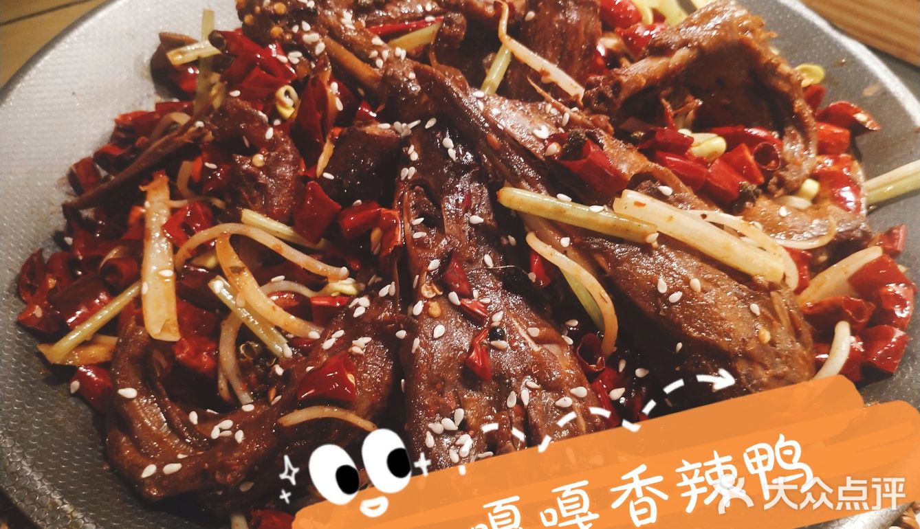 在古老的城墙下感受西安的烟火味道