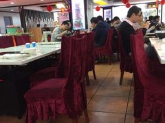 大堂-潮泰牛肉火锅 · 创于1992年(车公庙店)