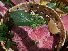 -山川小町·极番烧肉(新地假日广场店)